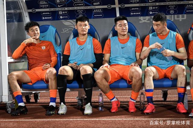 绝境中的拼搏：上海男篮如何在G2逆袭广厦？